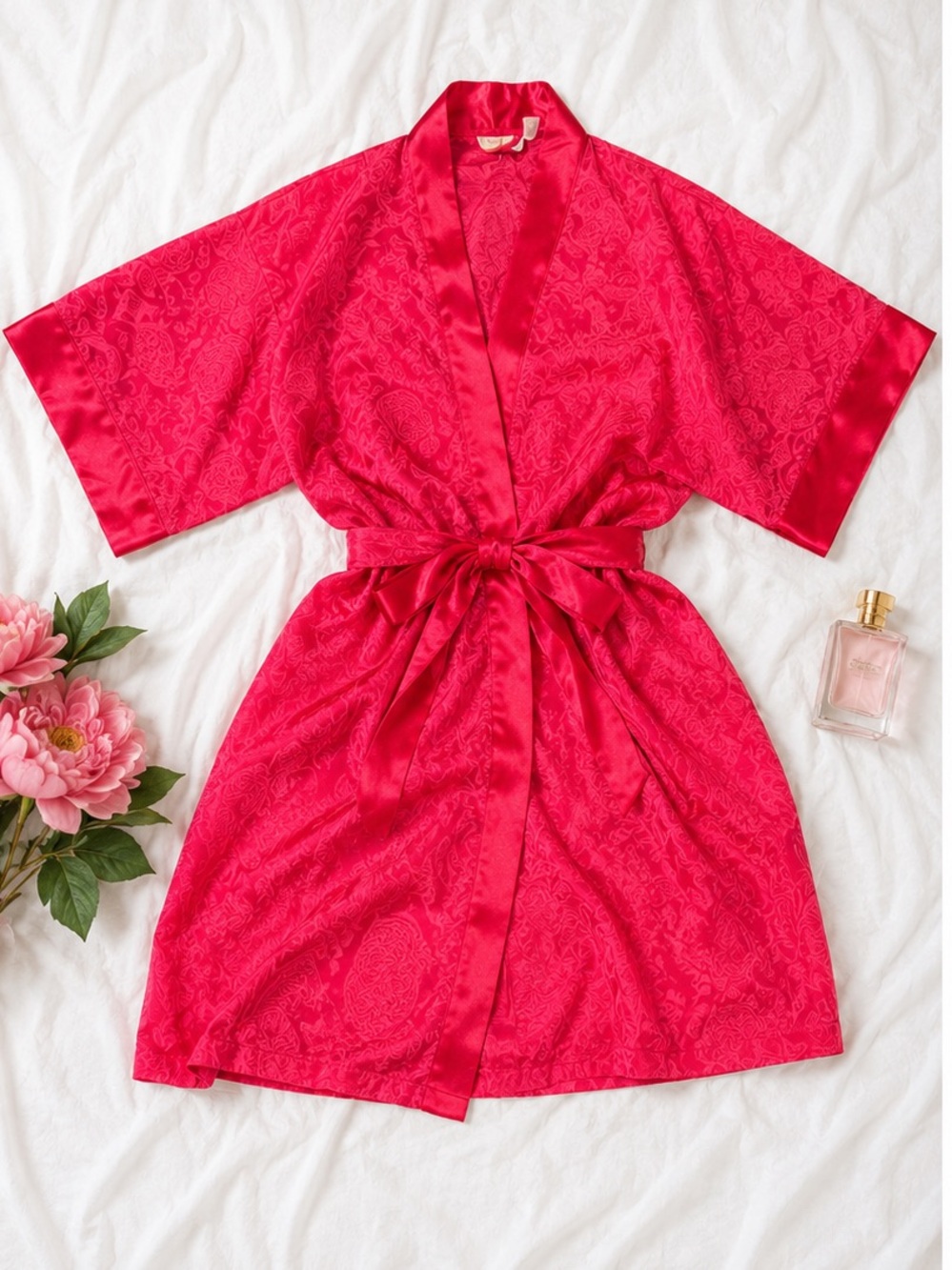 Victoria’s Secret silk-feel hot pink vintage kimono robe Wedding Honeymoon
